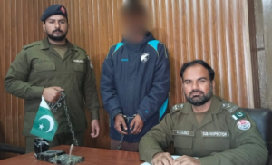 اٹک پولیس کی اسلحہ ناجائز رکھنے والوں کے خلاف کاروائی، 02 ملزمان گرفتار، الگ الگ مقدمات درج