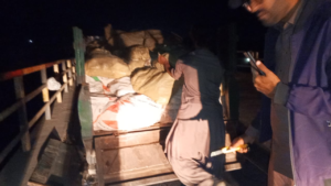 اٹک۔ناقص گوشت کے خلاف کریک ڈاؤن: 1800 کلو مردہ مرغیاں برآمد، موقع پر تلف