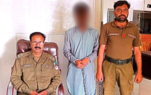 اٹک پولیس کی بروقت کاروائی، شہری کو بلیک میل کر کے بھتہ وصول کرنے والا مرکزی ملزم گرفتار، تفتیش جاری